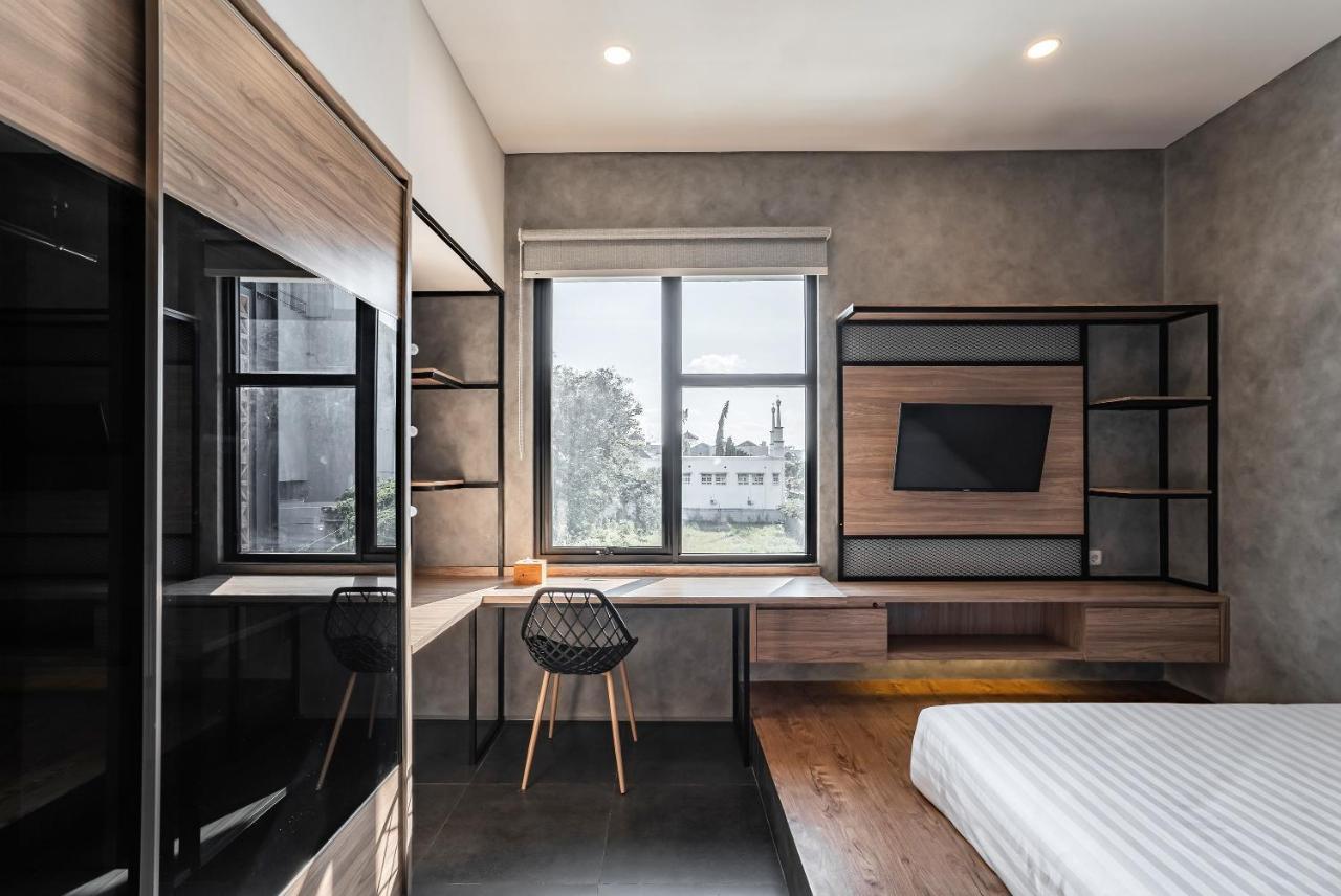 Loa Living Solo Baru Hotel Grogol Екстериор снимка