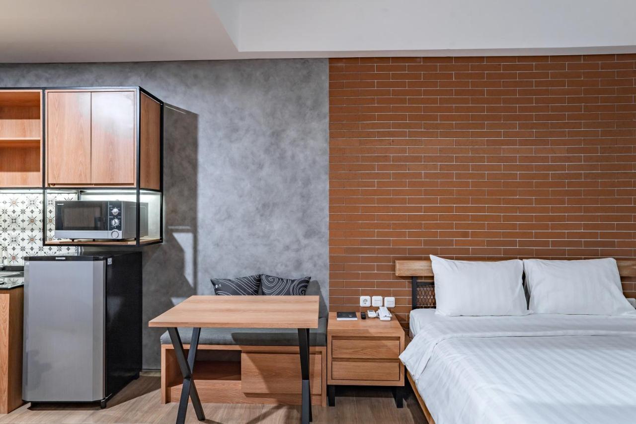Loa Living Solo Baru Hotel Grogol Екстериор снимка