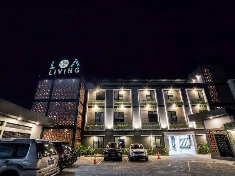 Loa Living Solo Baru Hotel Grogol Екстериор снимка