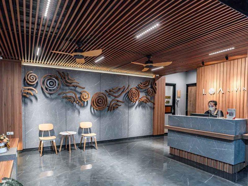 Loa Living Solo Baru Hotel Grogol Екстериор снимка